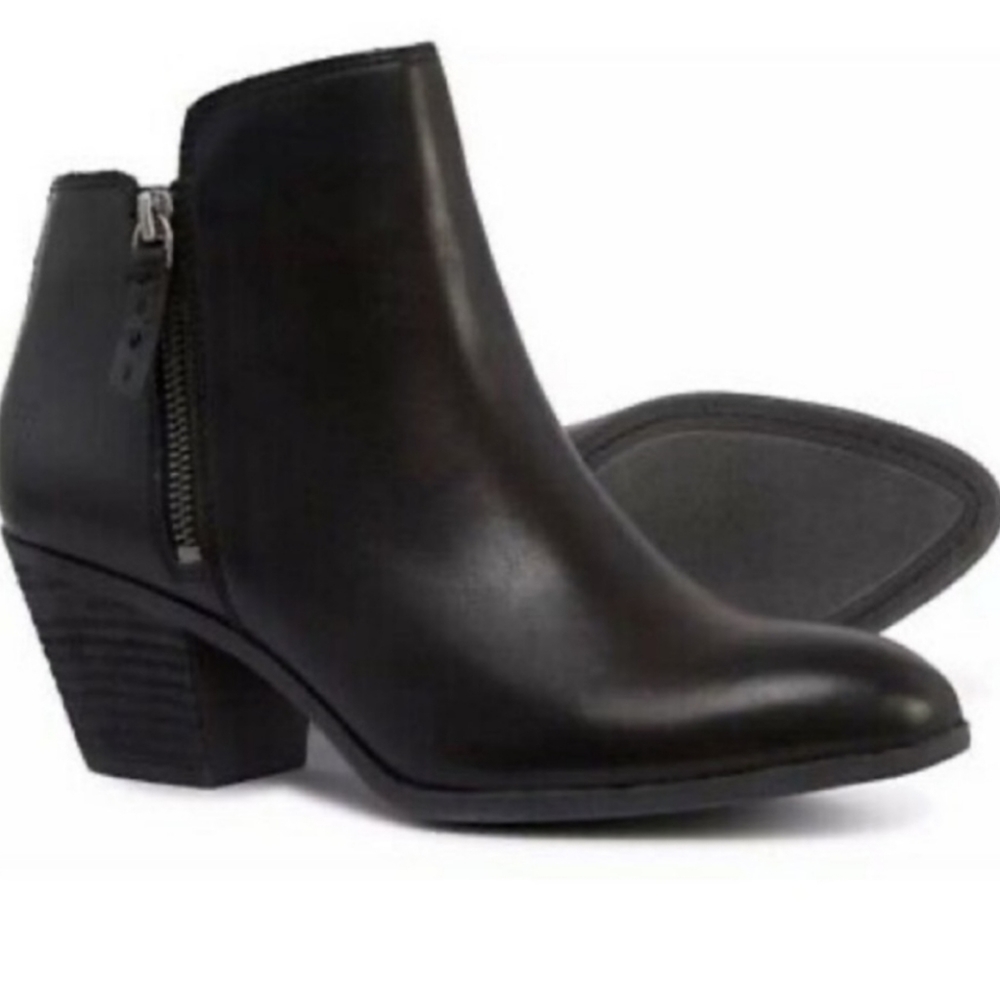 Frye Judith double zip ankle bootie black 7.5